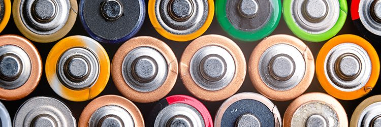 在勘探电池用金属的地球化学应用中，解开钴元素的难题